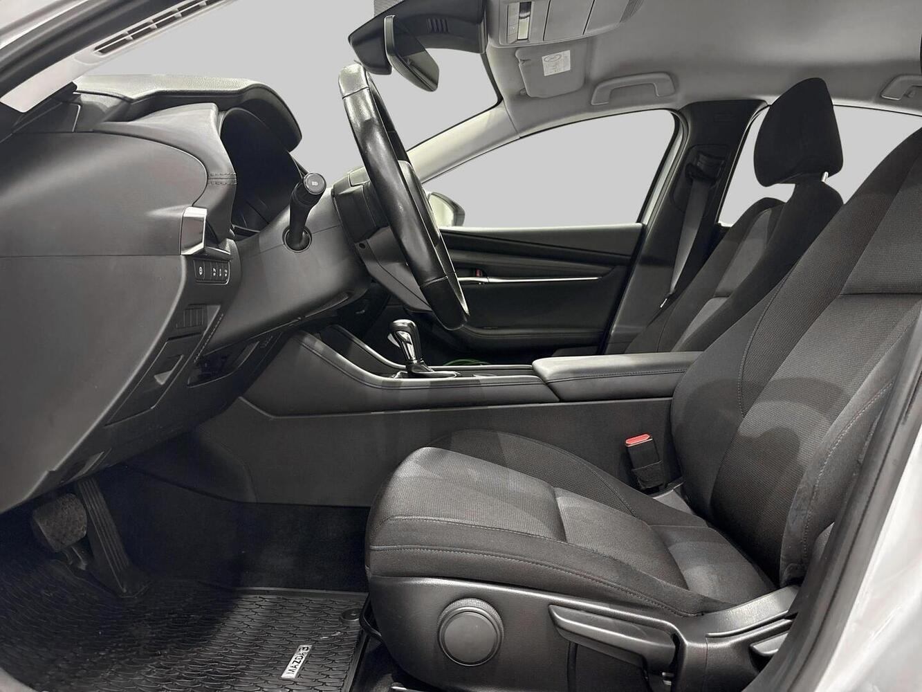 Mazda 3 vaihtoauto