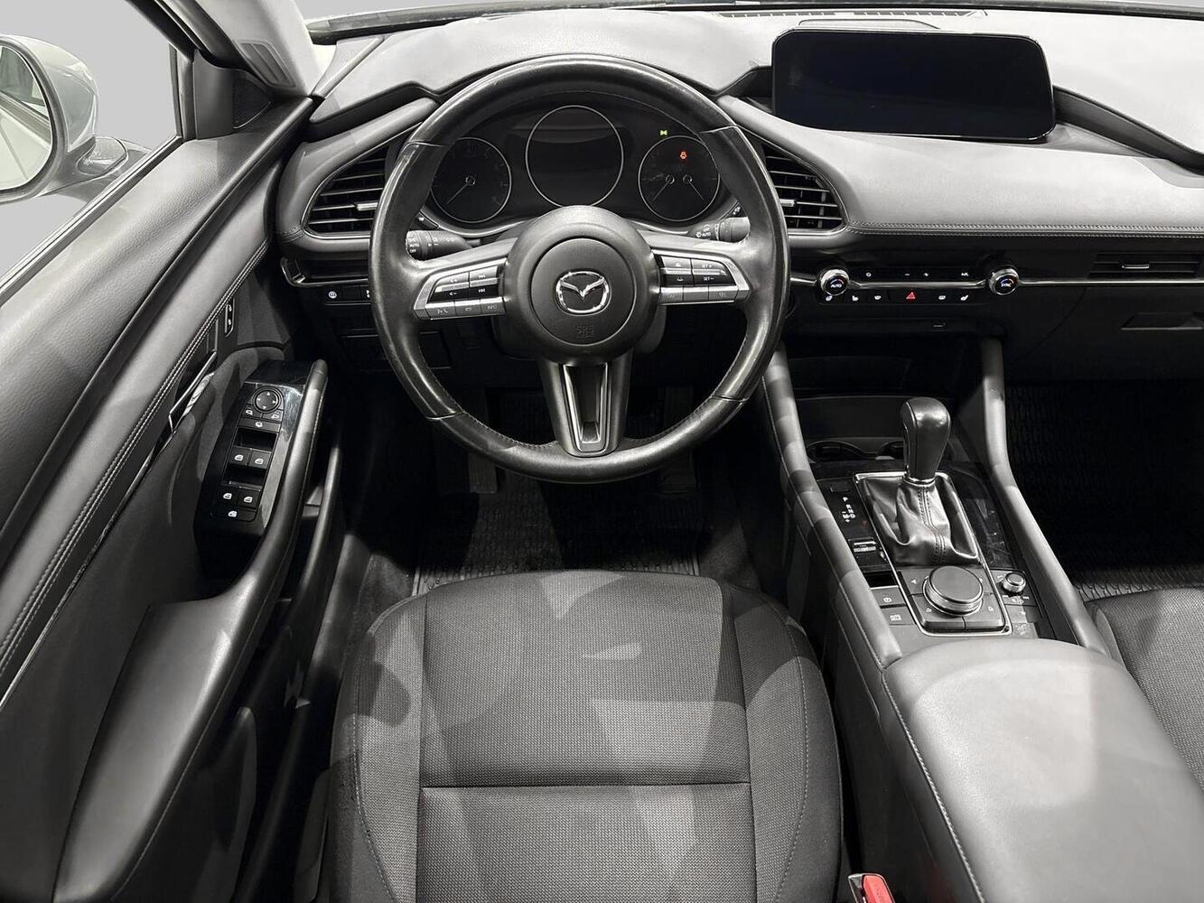 Mazda 3 vaihtoauto