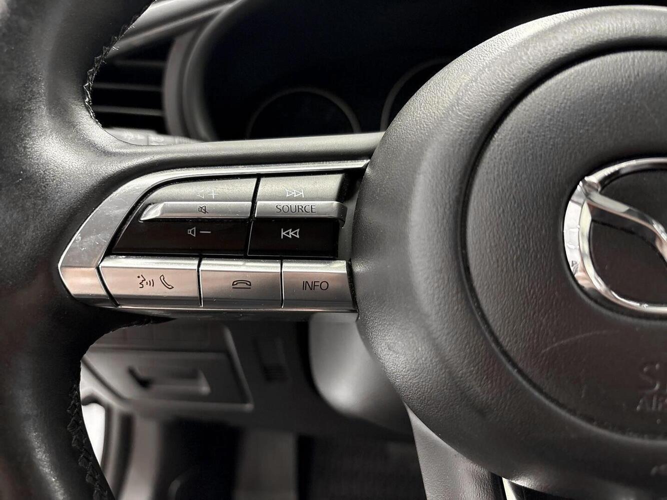 Mazda 3 vaihtoauto