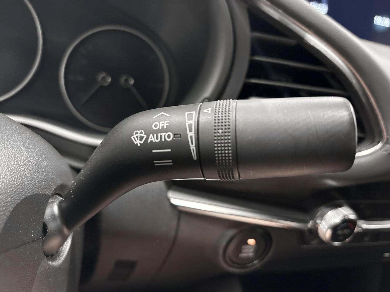 Mazda 3 vaihtoauto