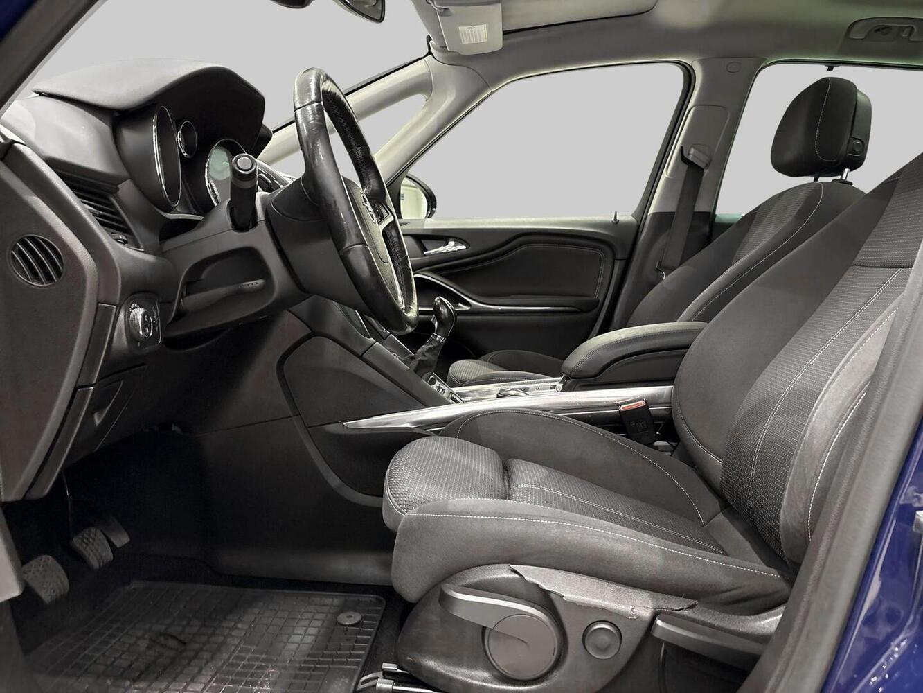 Opel Zafira Tourer vaihtoauto