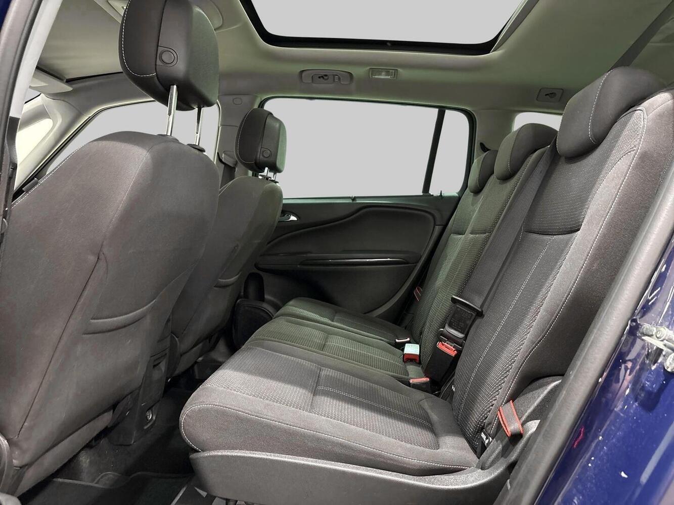 Opel Zafira Tourer vaihtoauto