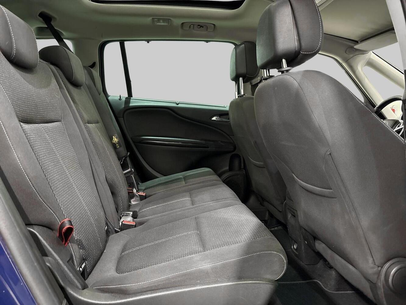 Opel Zafira Tourer vaihtoauto
