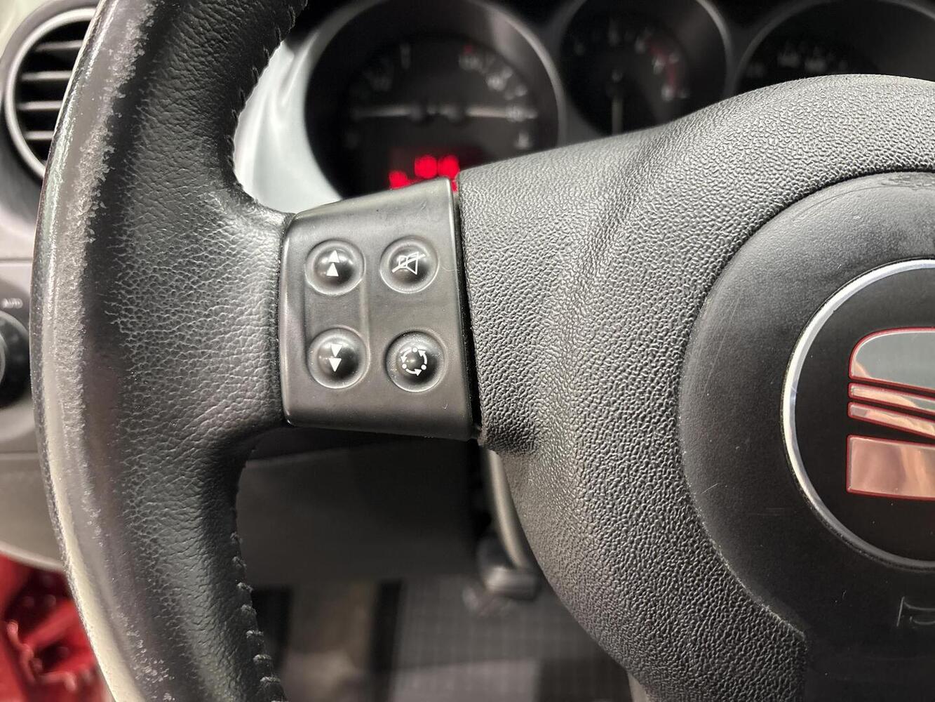 SEAT Altea XL vaihtoauto