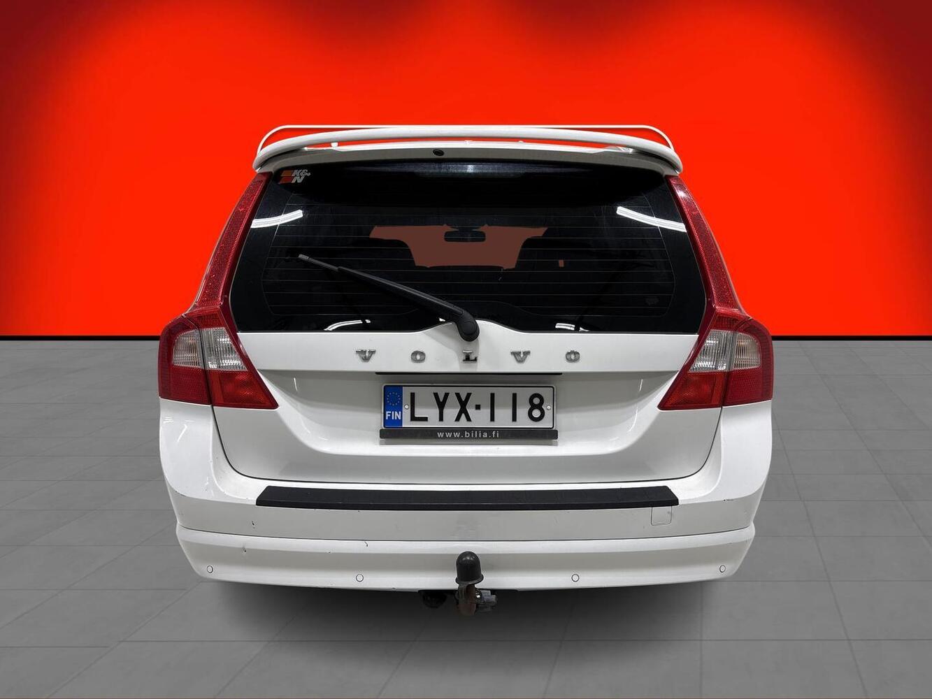 Volvo V70 vaihtoauto