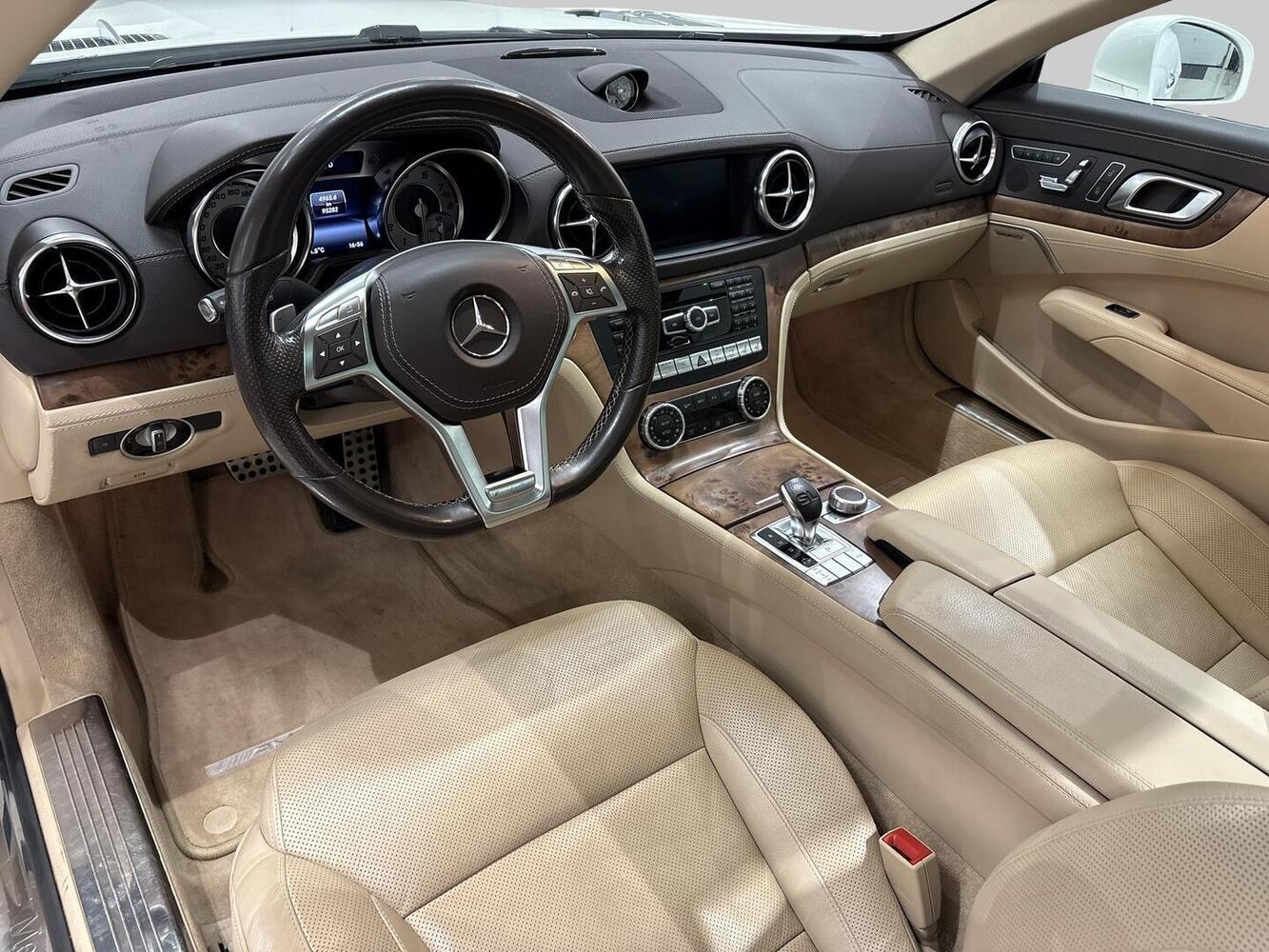 Mercedes-Benz SL vaihtoauto