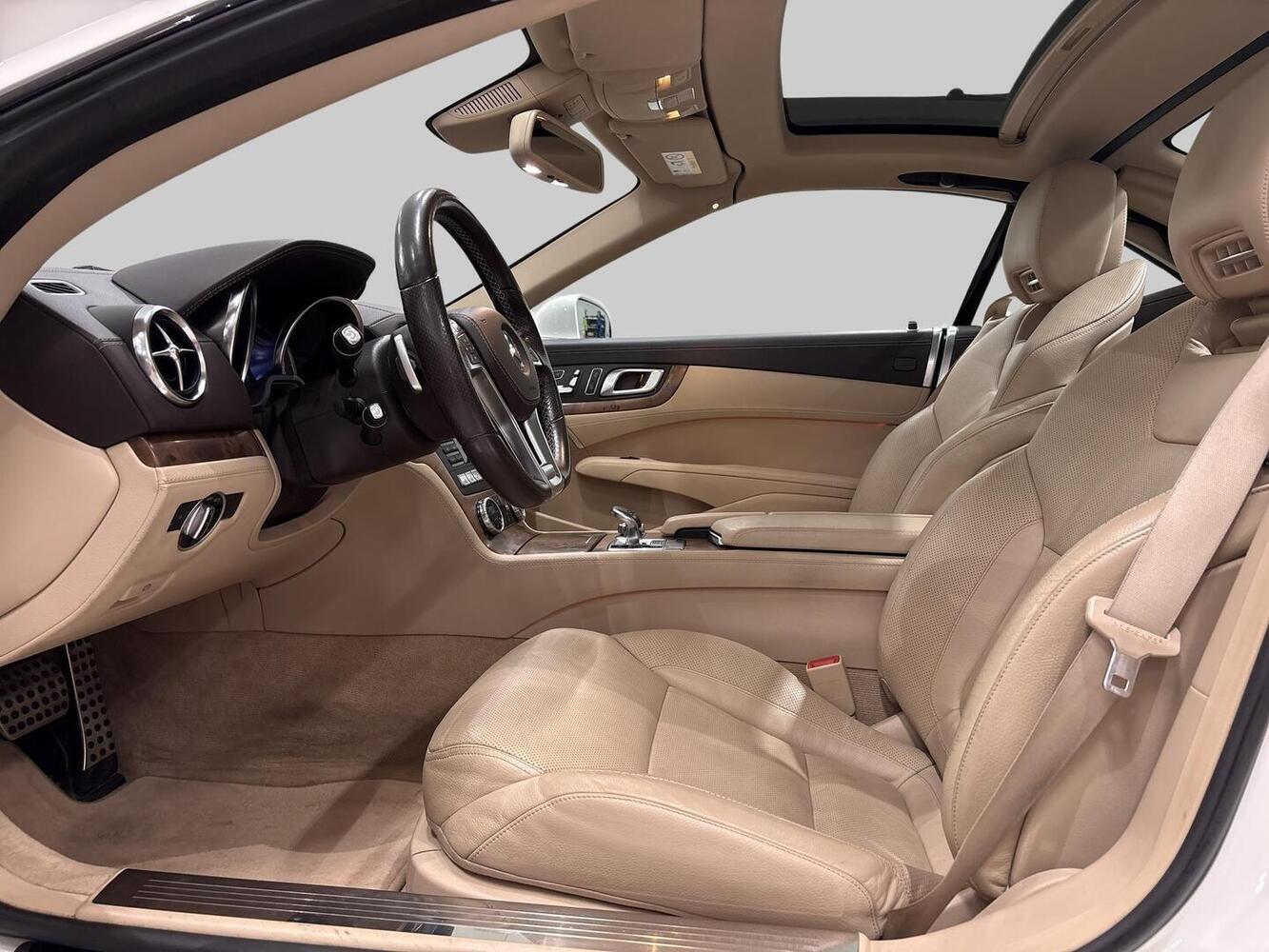 Mercedes-Benz SL vaihtoauto