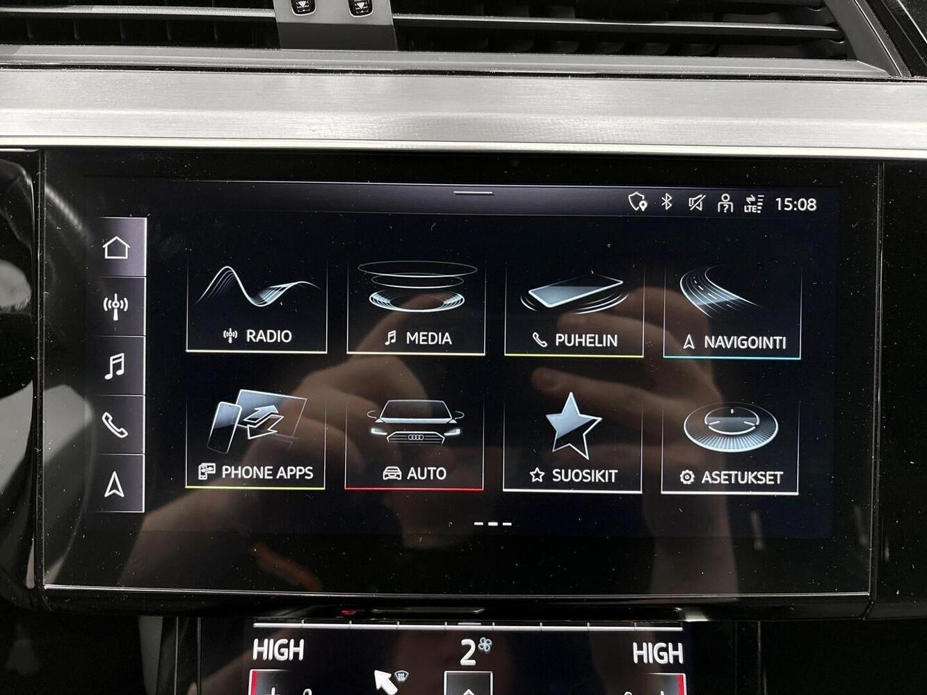 Audi e-tron vaihtoauto