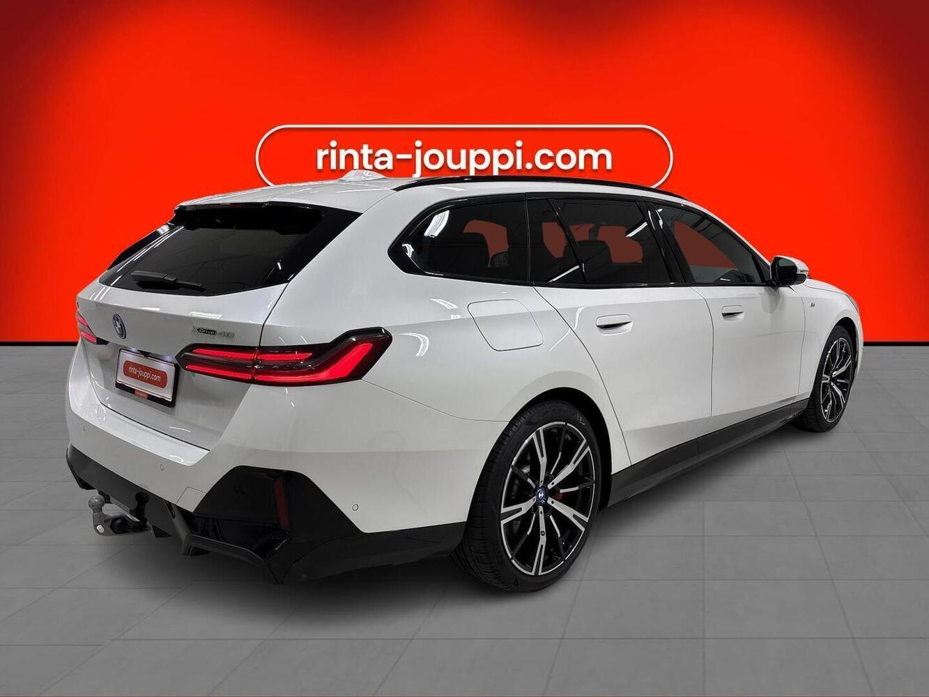 BMW i5 vaihtoauto