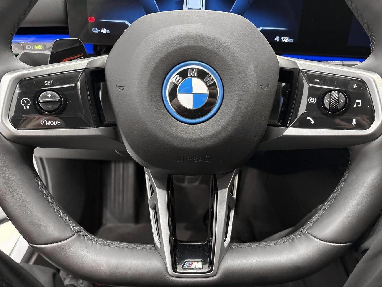 BMW i5 vaihtoauto