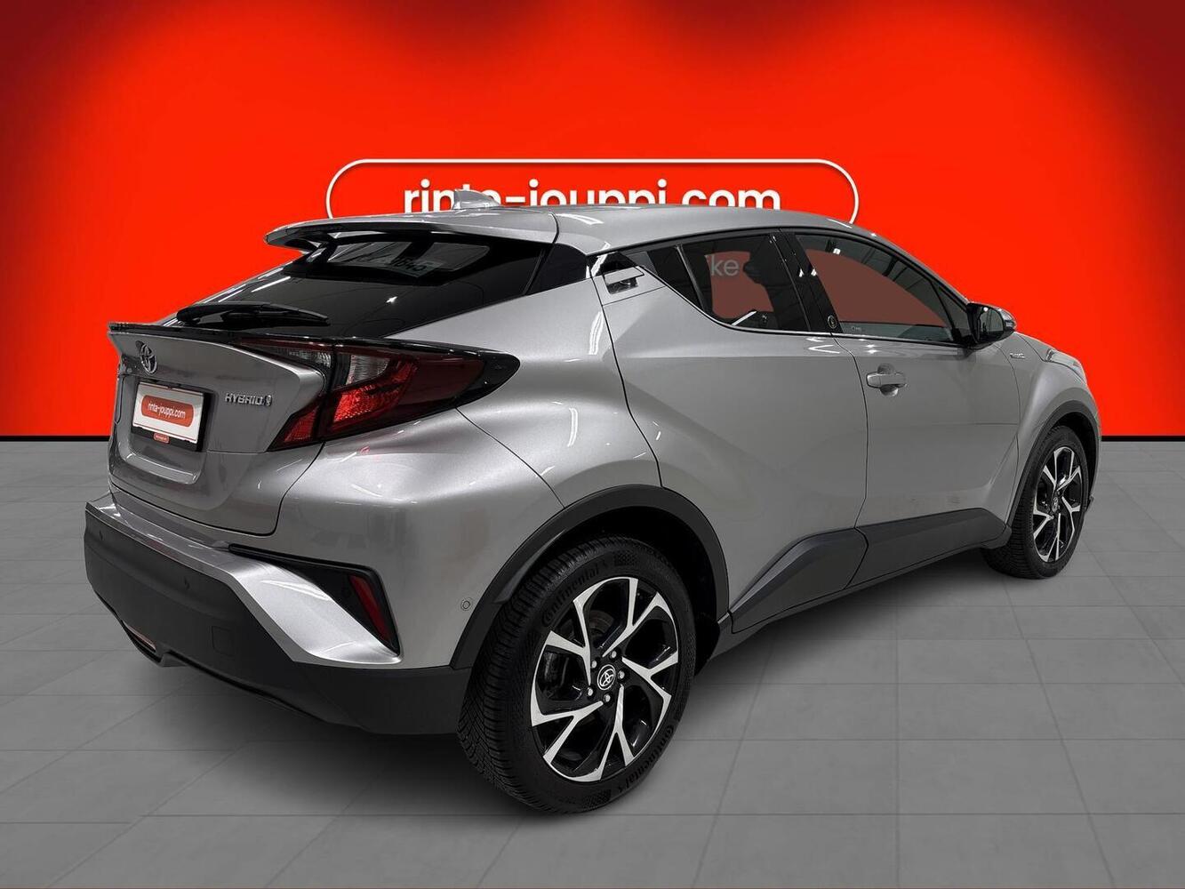 Toyota C-HR vaihtoauto