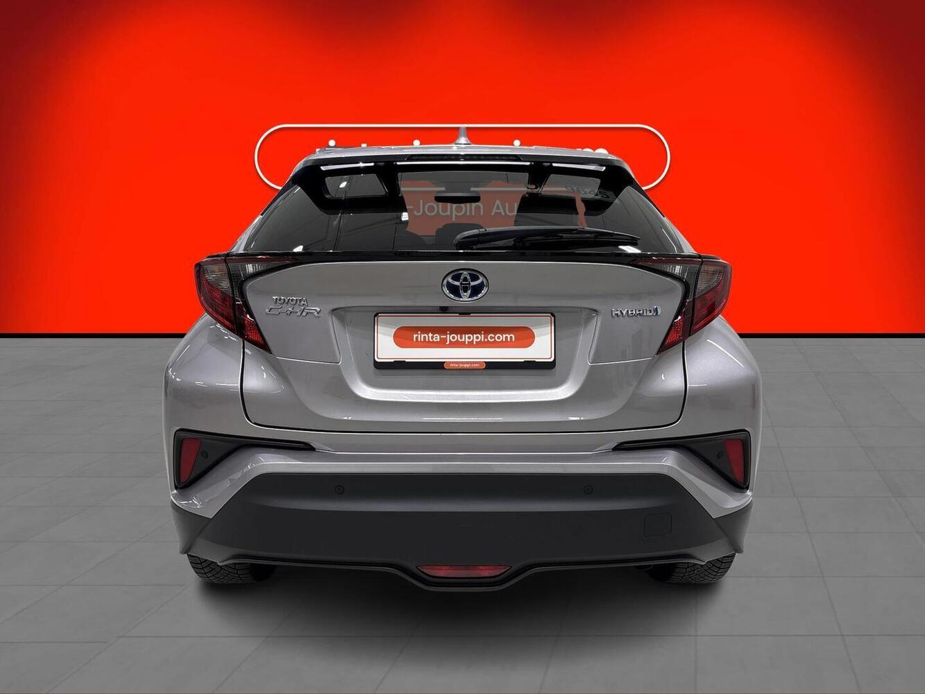 Toyota C-HR vaihtoauto