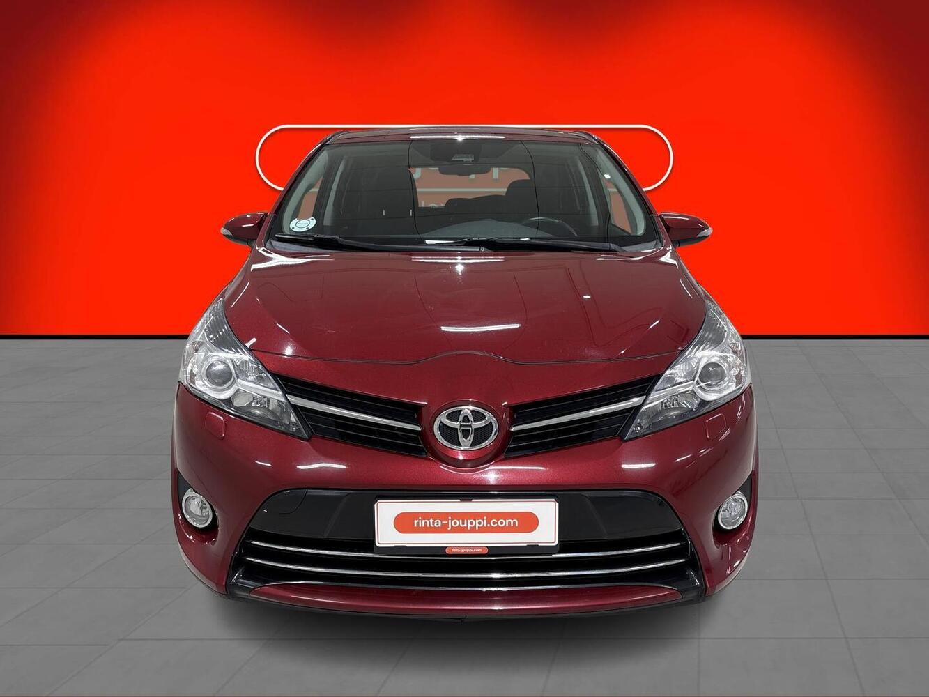 Toyota Verso vaihtoauto