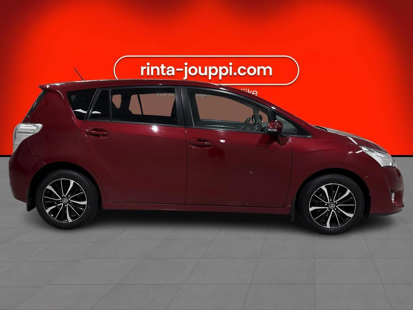 Toyota Verso vaihtoauto