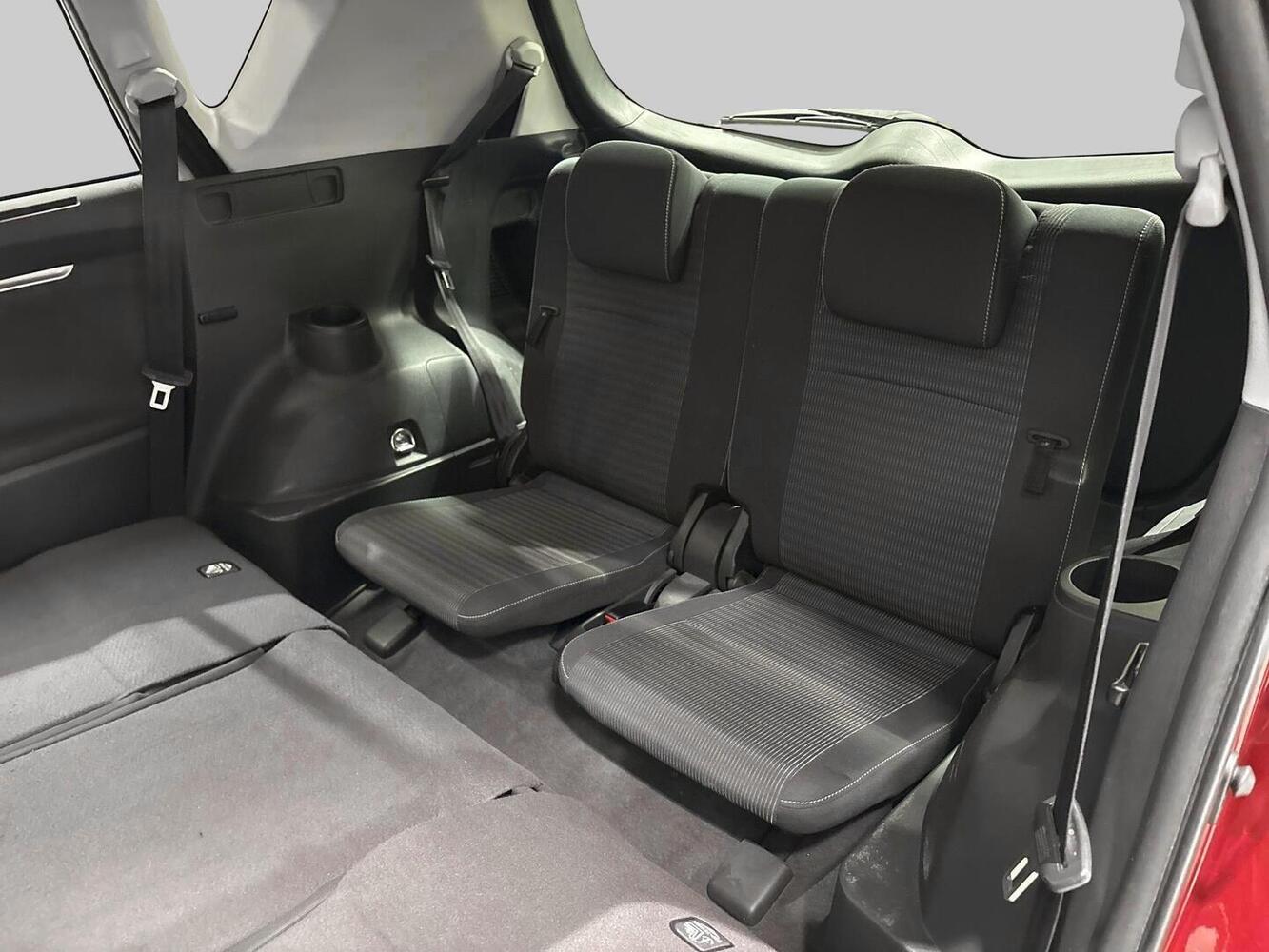 Toyota Verso vaihtoauto