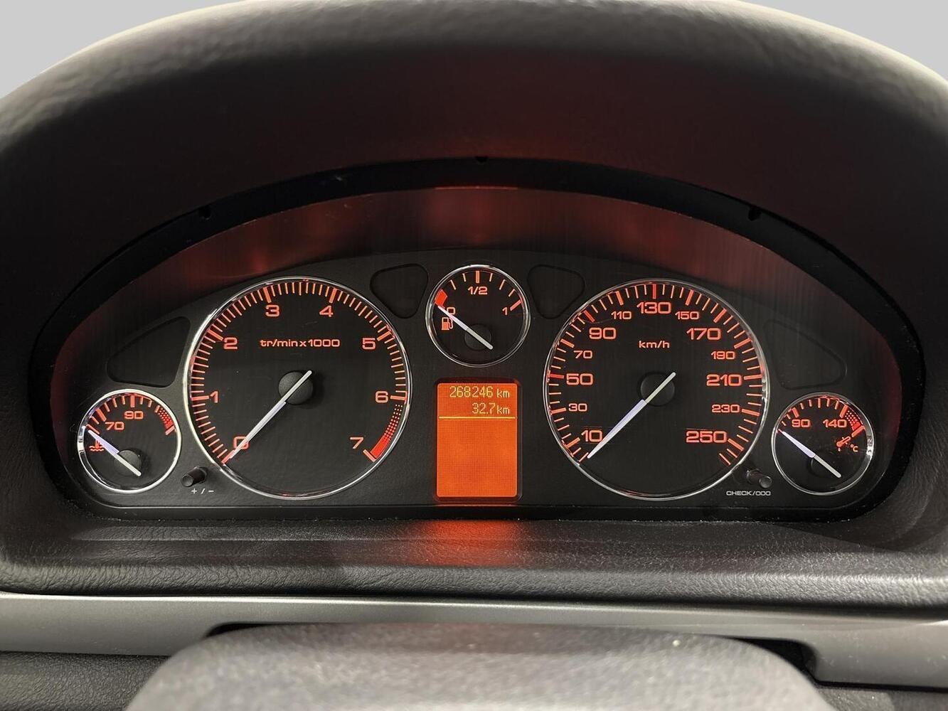 Peugeot 407 vaihtoauto
