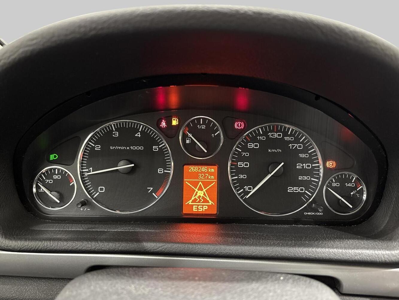 Peugeot 407 vaihtoauto