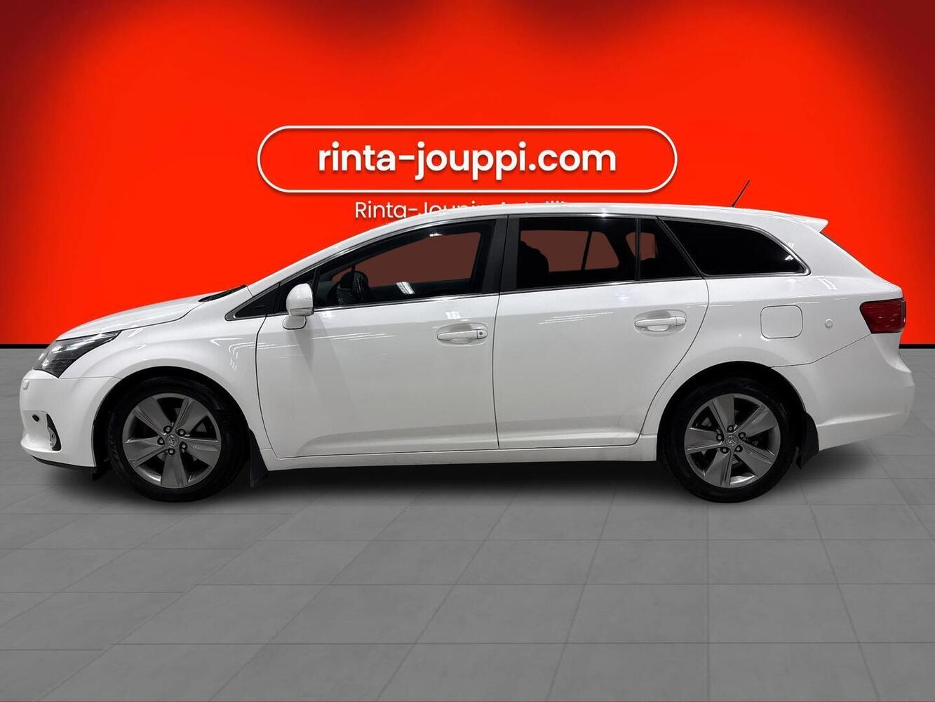Toyota Avensis vaihtoauto