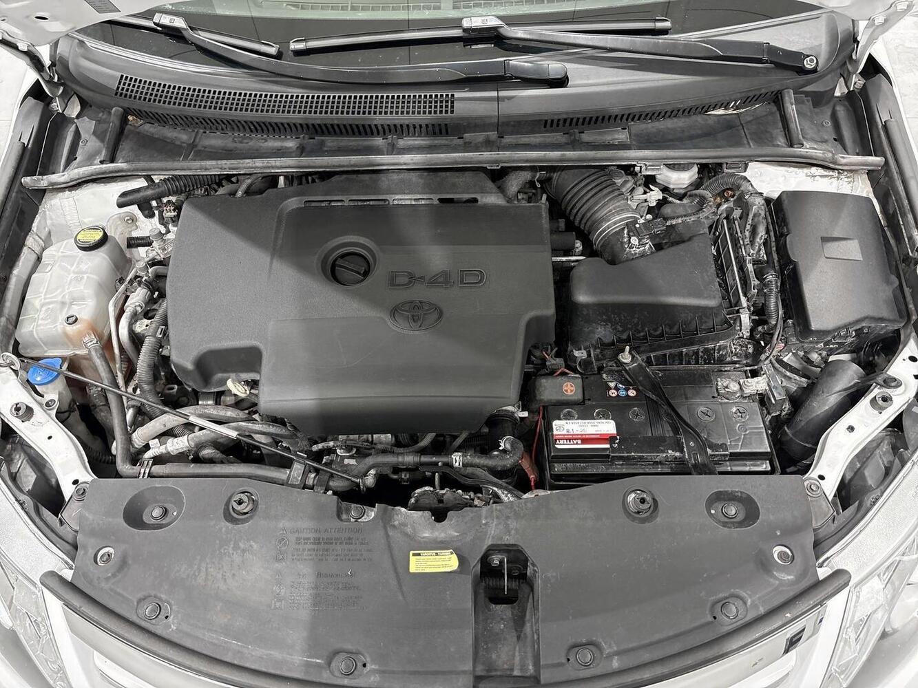 Toyota Avensis vaihtoauto