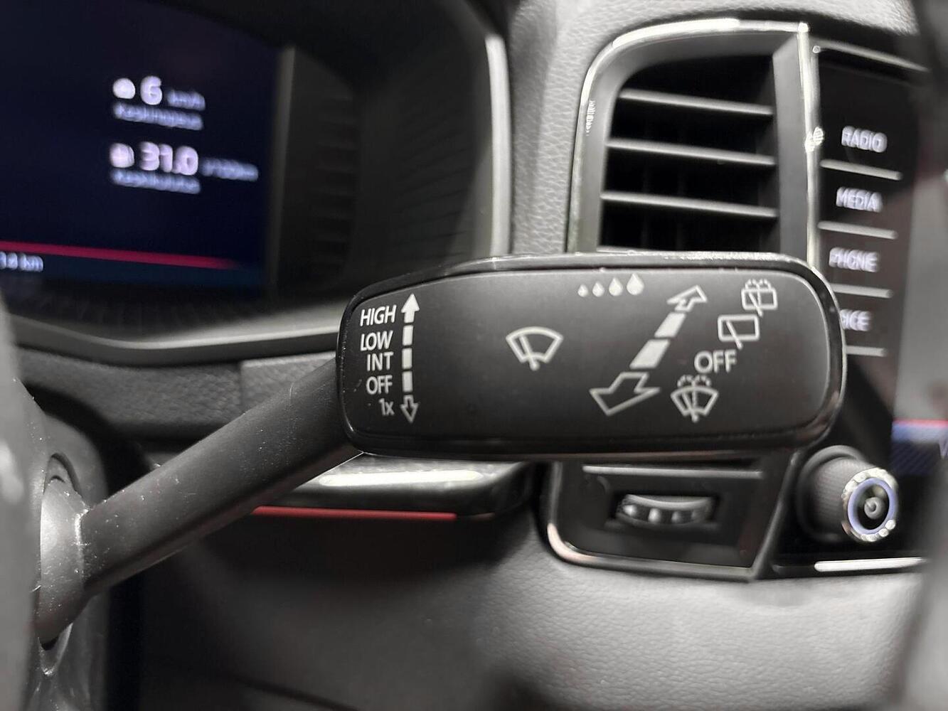 Skoda Karoq vaihtoauto