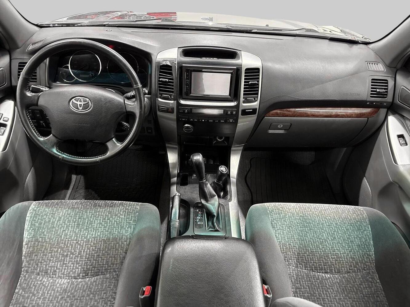 Toyota Land Cruiser vaihtoauto