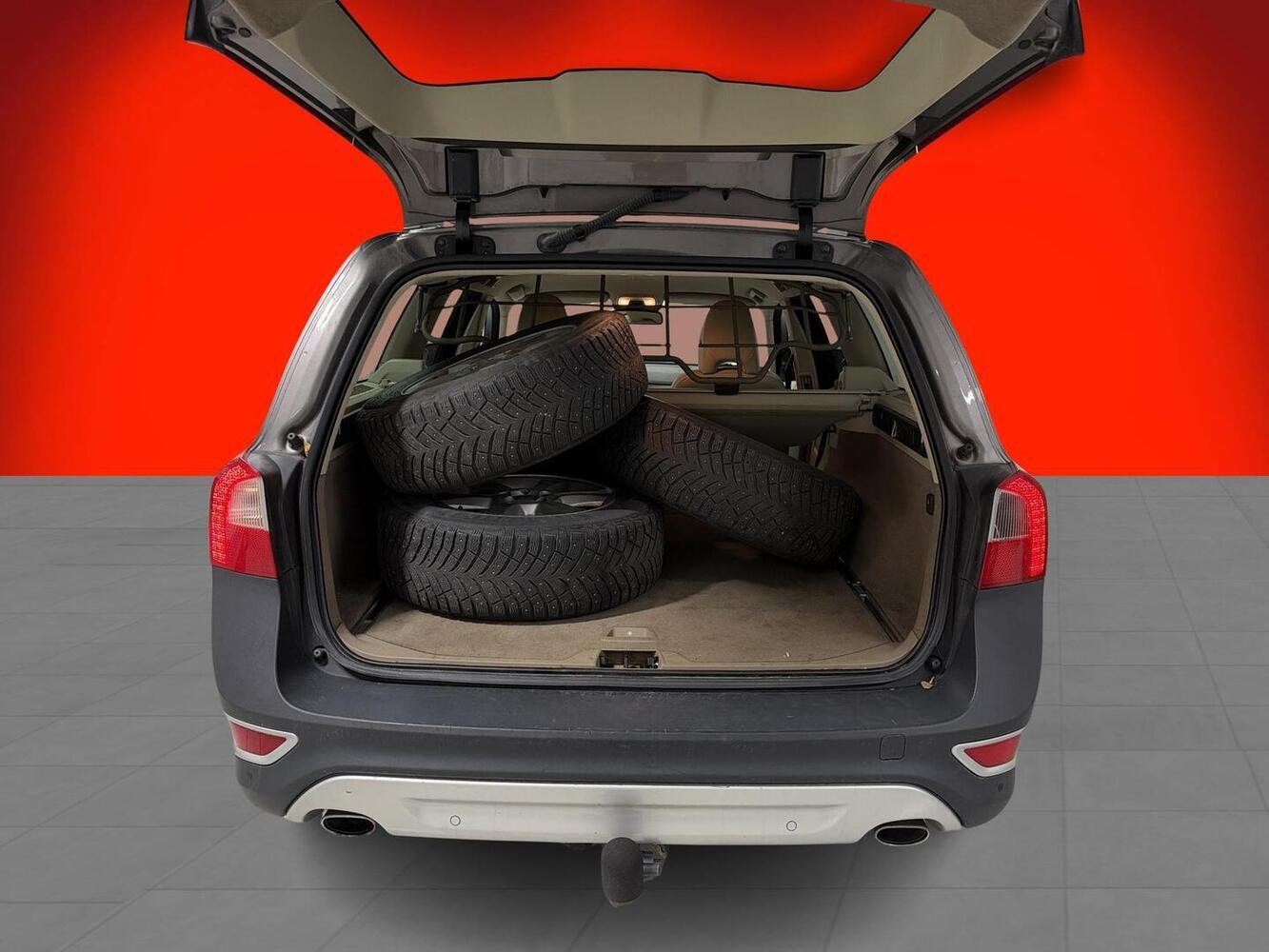 Volvo XC70 vaihtoauto
