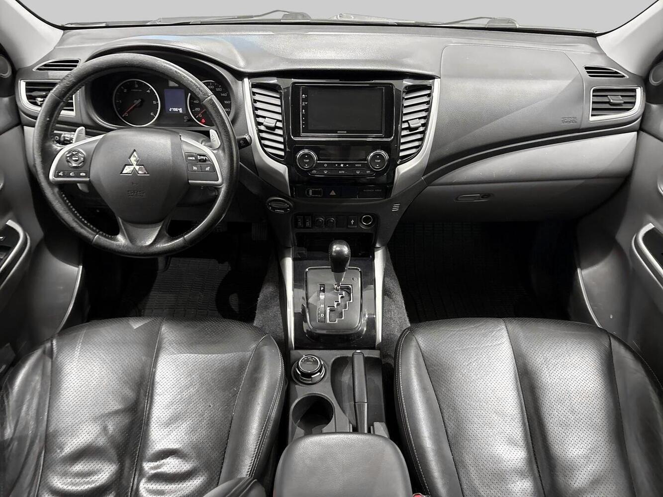 Mitsubishi L200 vaihtoauto
