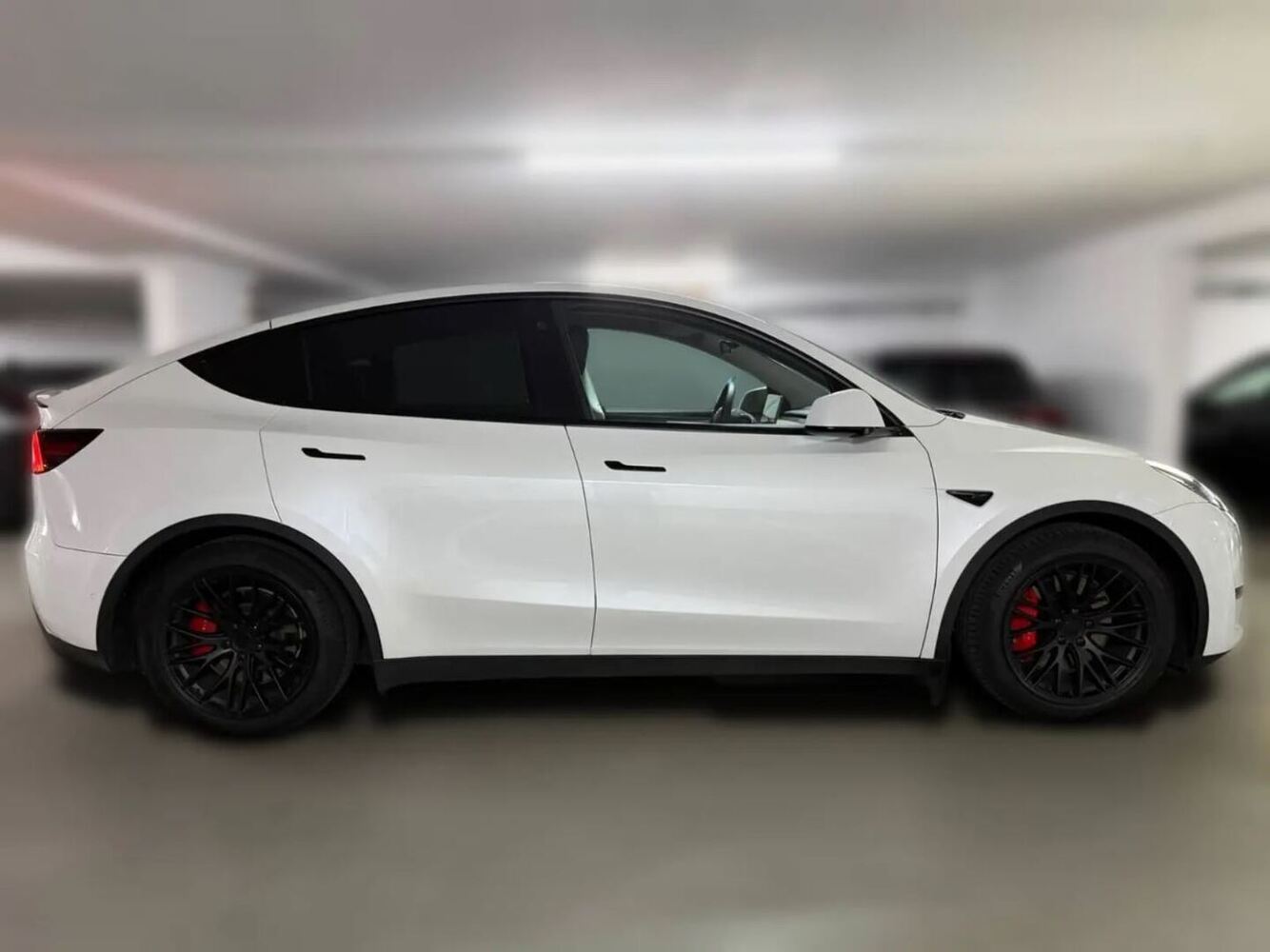 Tesla Model Y vaihtoauto