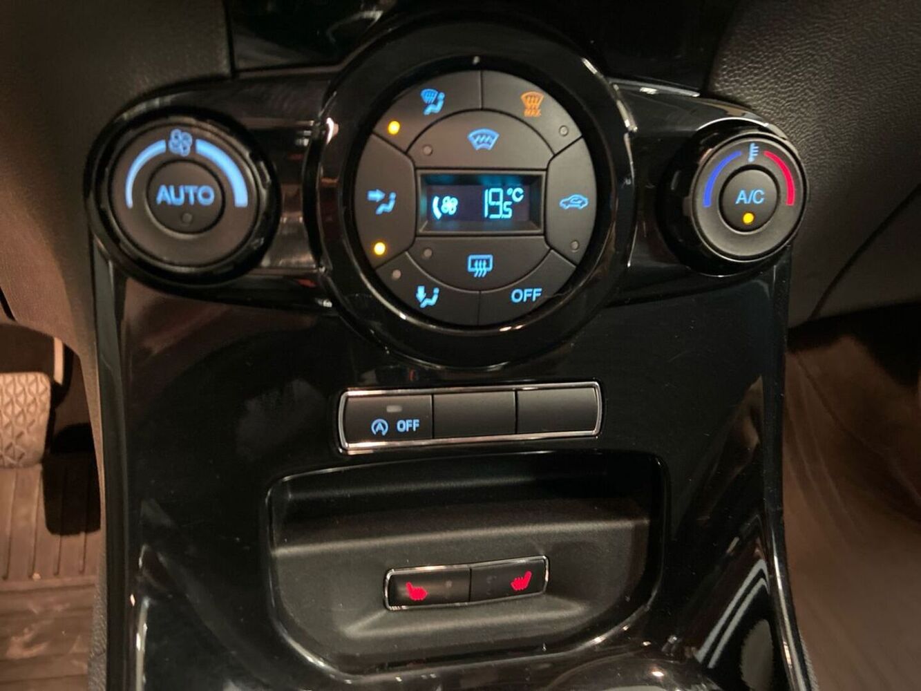 Ford Fiesta vaihtoauto