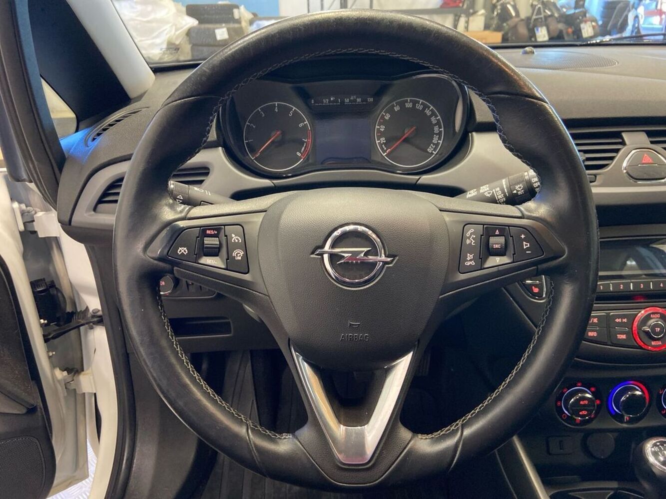 Opel Corsa vaihtoauto