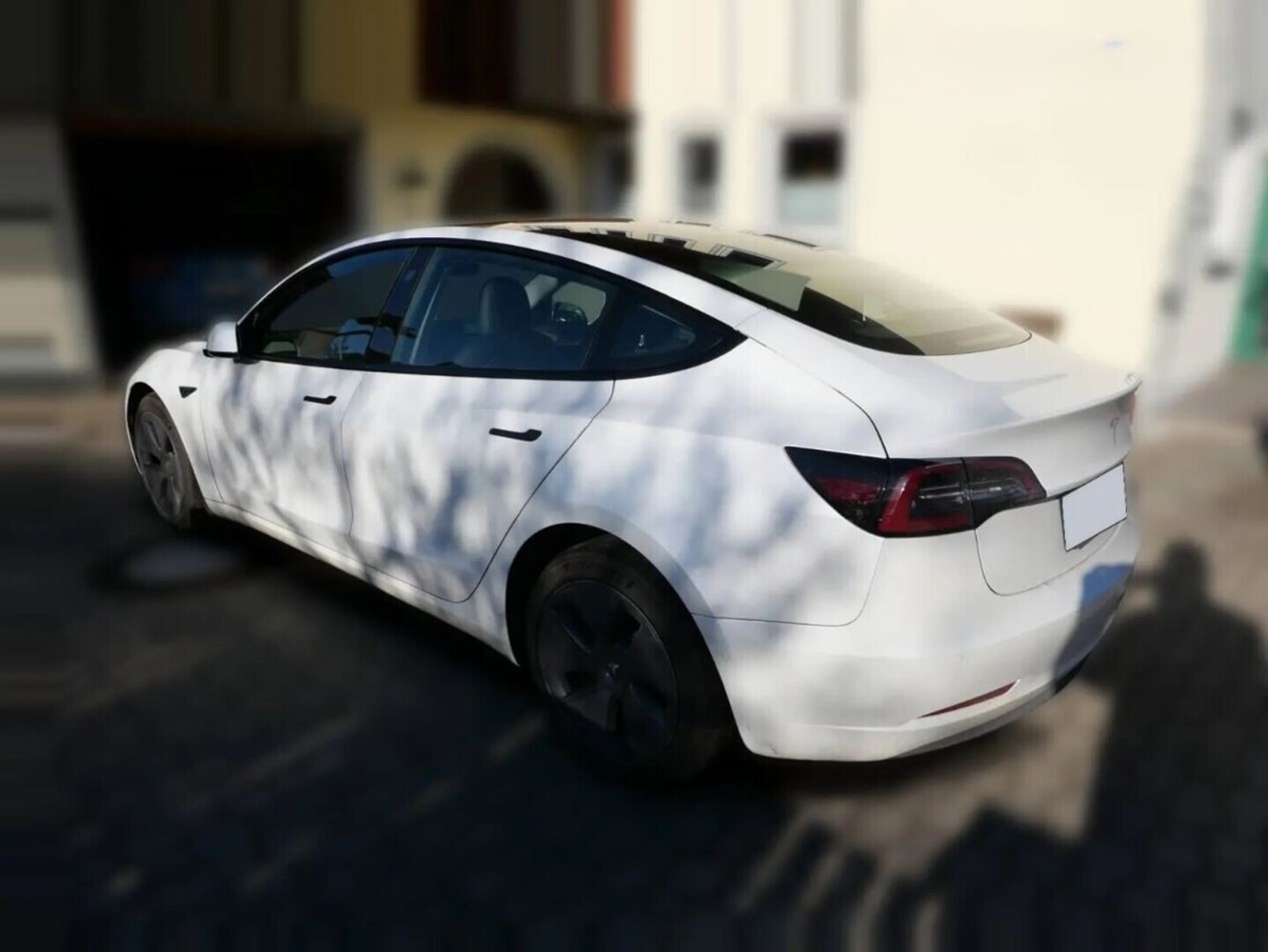 Tesla Model 3 vaihtoauto