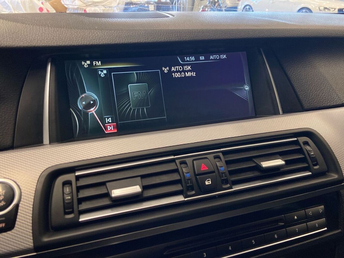 BMW M550d vaihtoauto