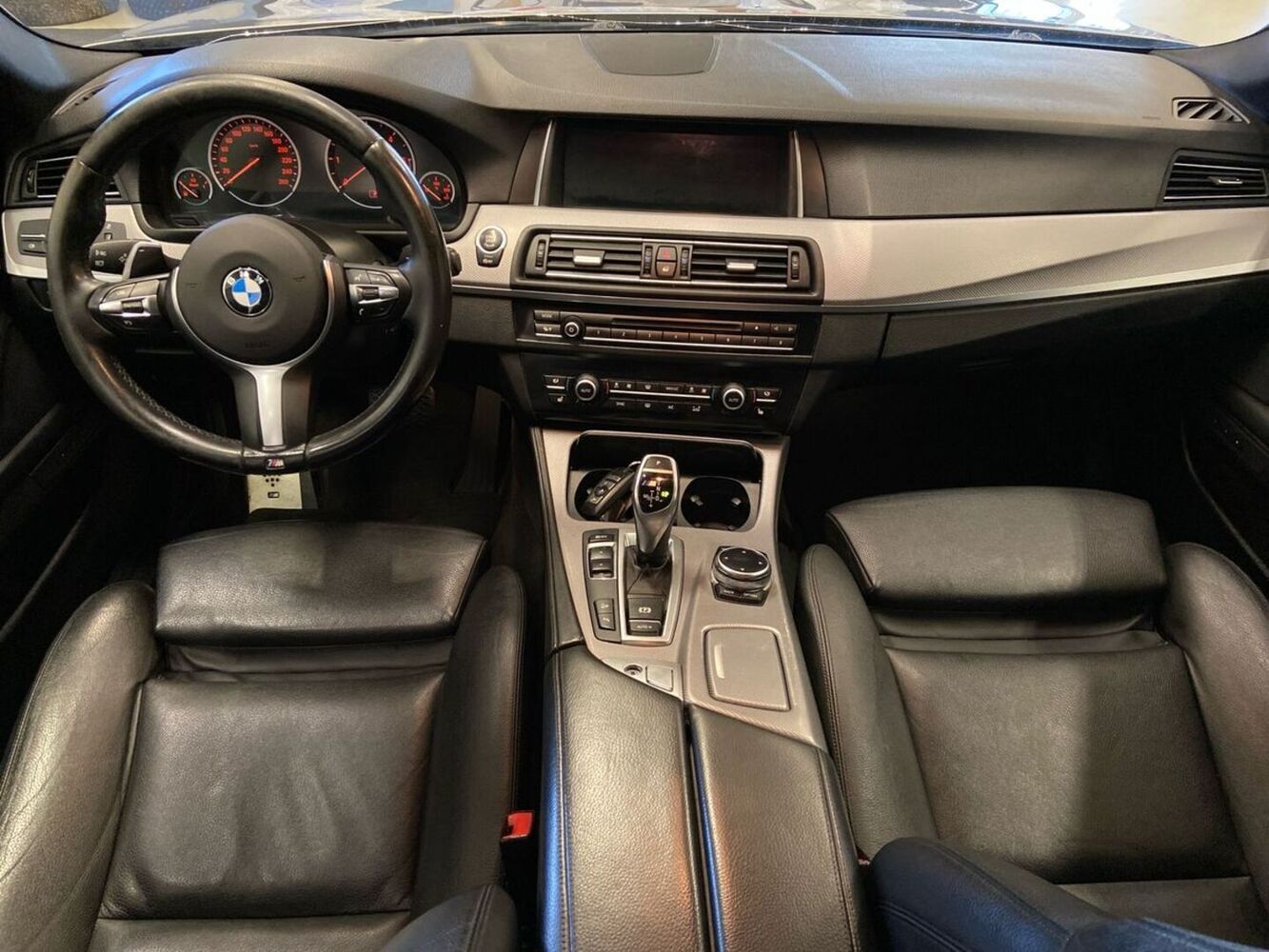 BMW M550d vaihtoauto