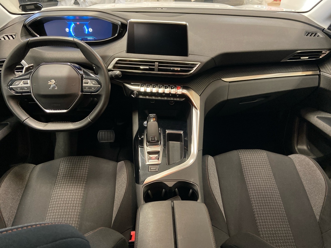Peugeot 5008 vaihtoauto