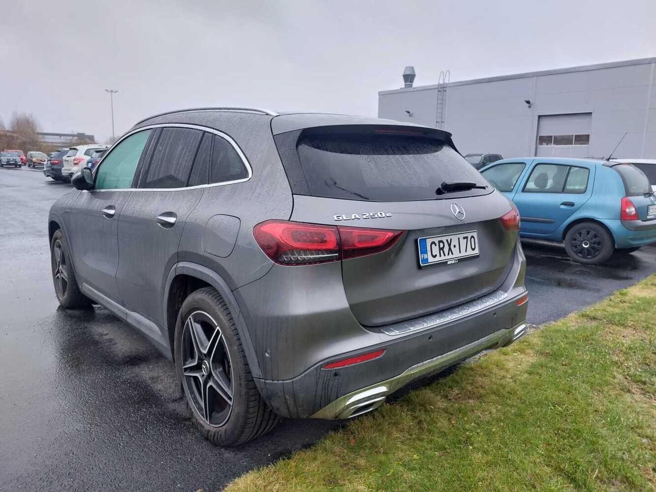 Mercedes-Benz GLA vaihtoauto