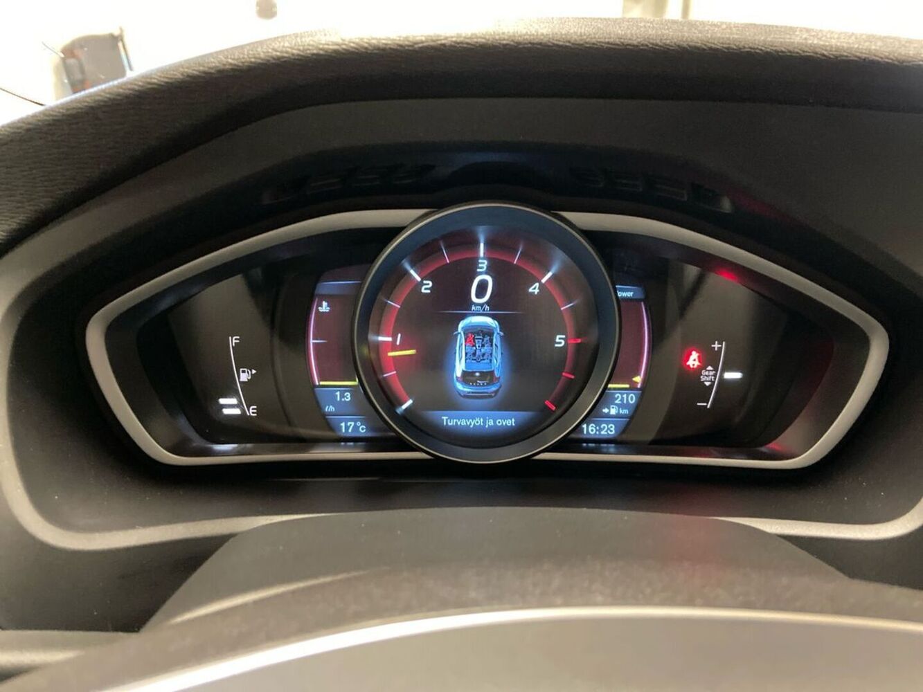 Volvo V40 vaihtoauto