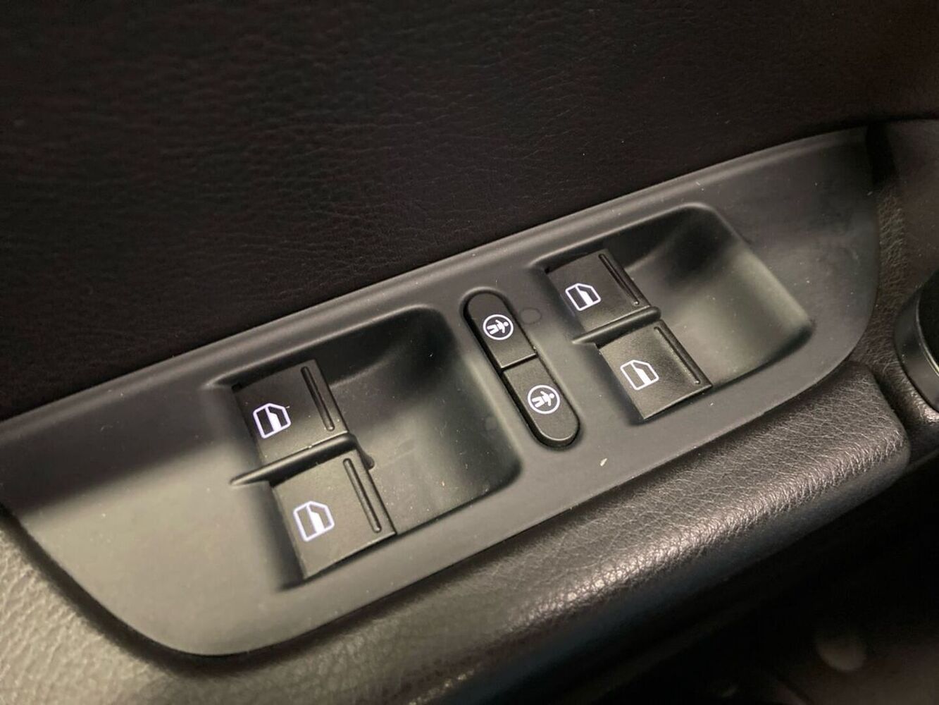 Volkswagen Touareg vaihtoauto