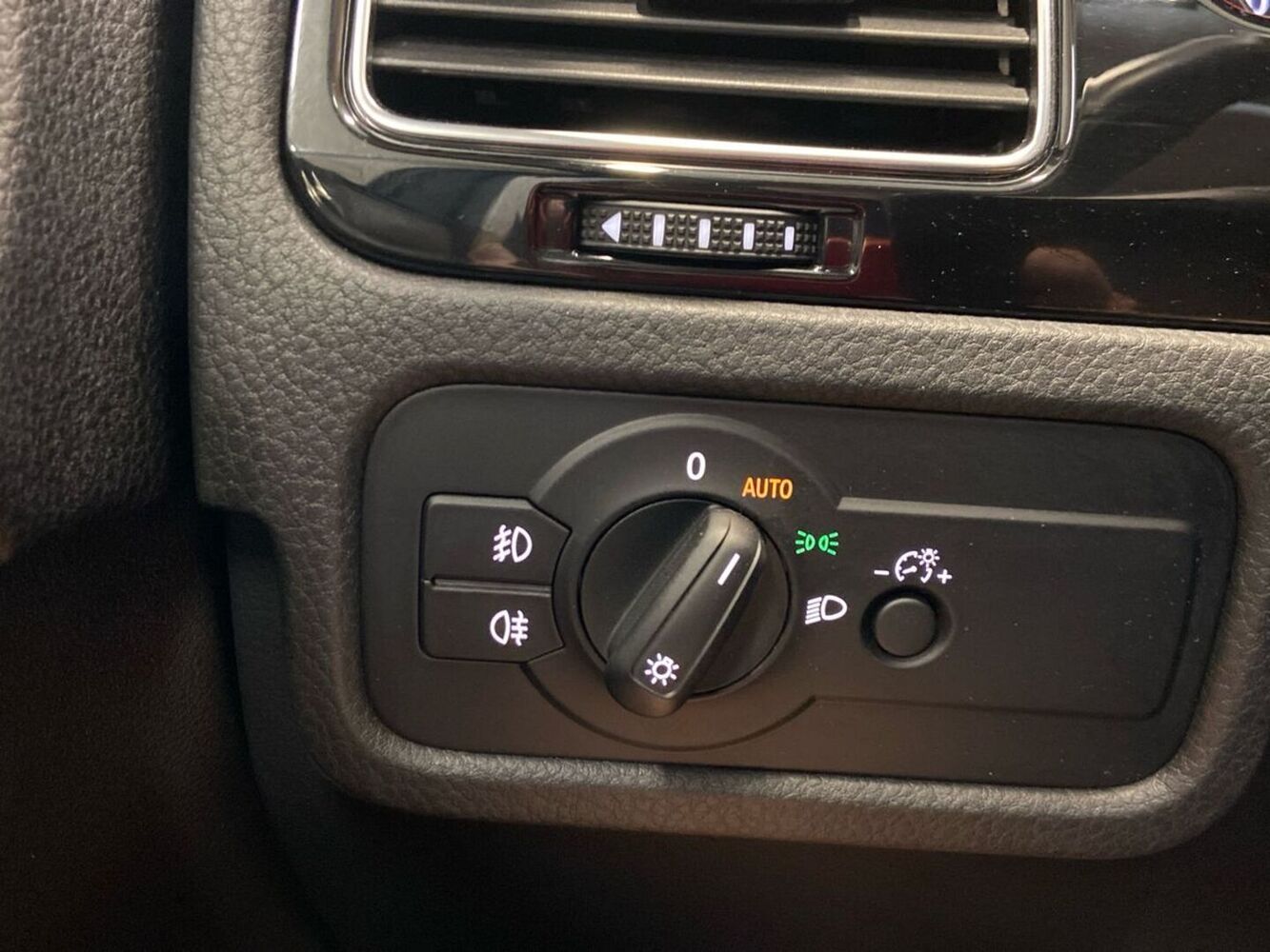 Volkswagen Touareg vaihtoauto