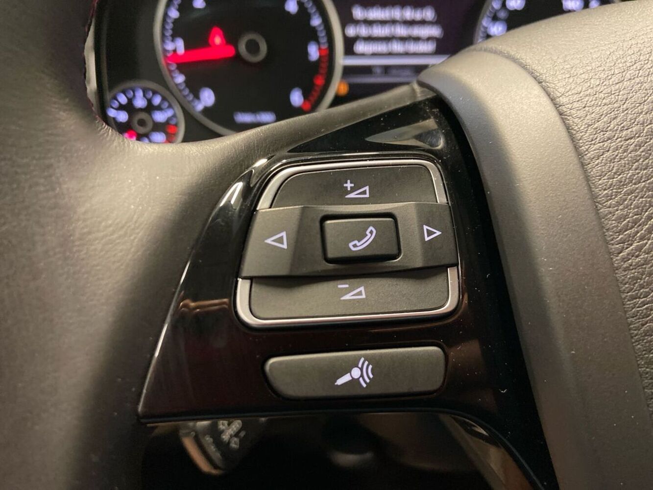 Volkswagen Touareg vaihtoauto