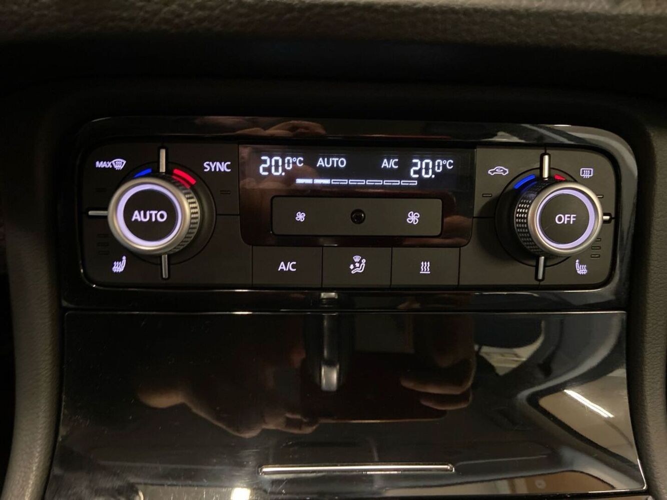 Volkswagen Touareg vaihtoauto