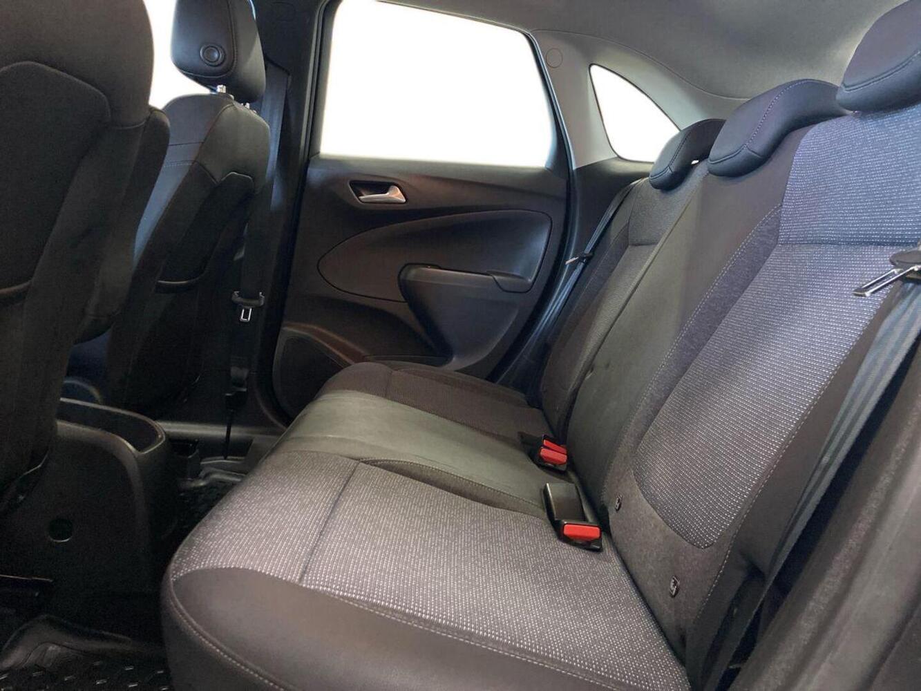 Opel Crossland vaihtoauto