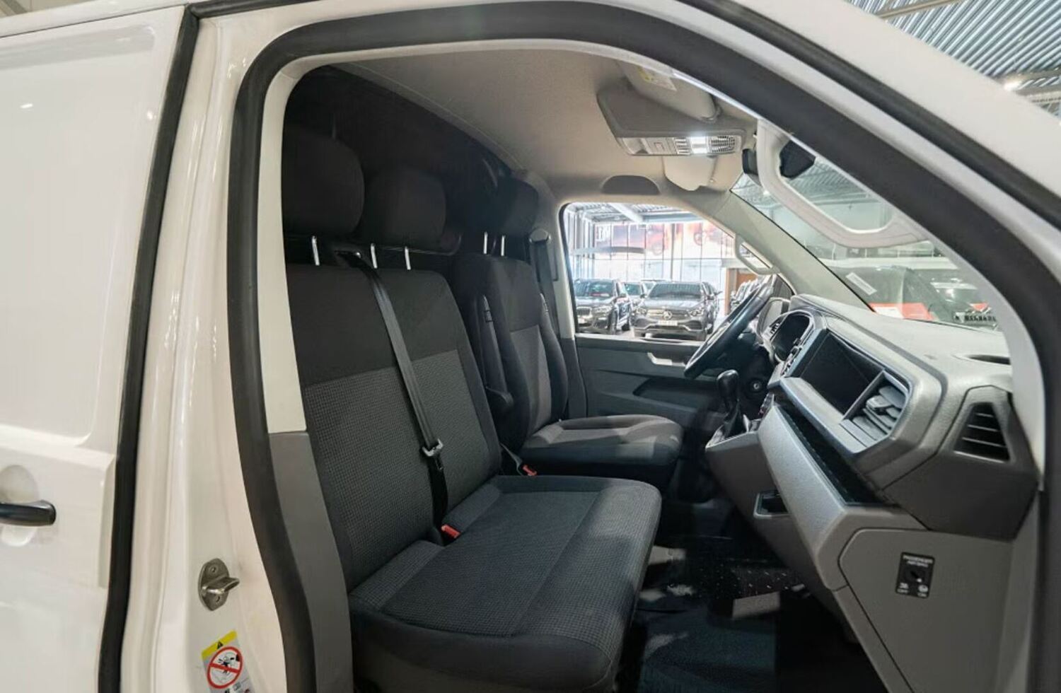 Volkswagen Transporter vaihtoauto