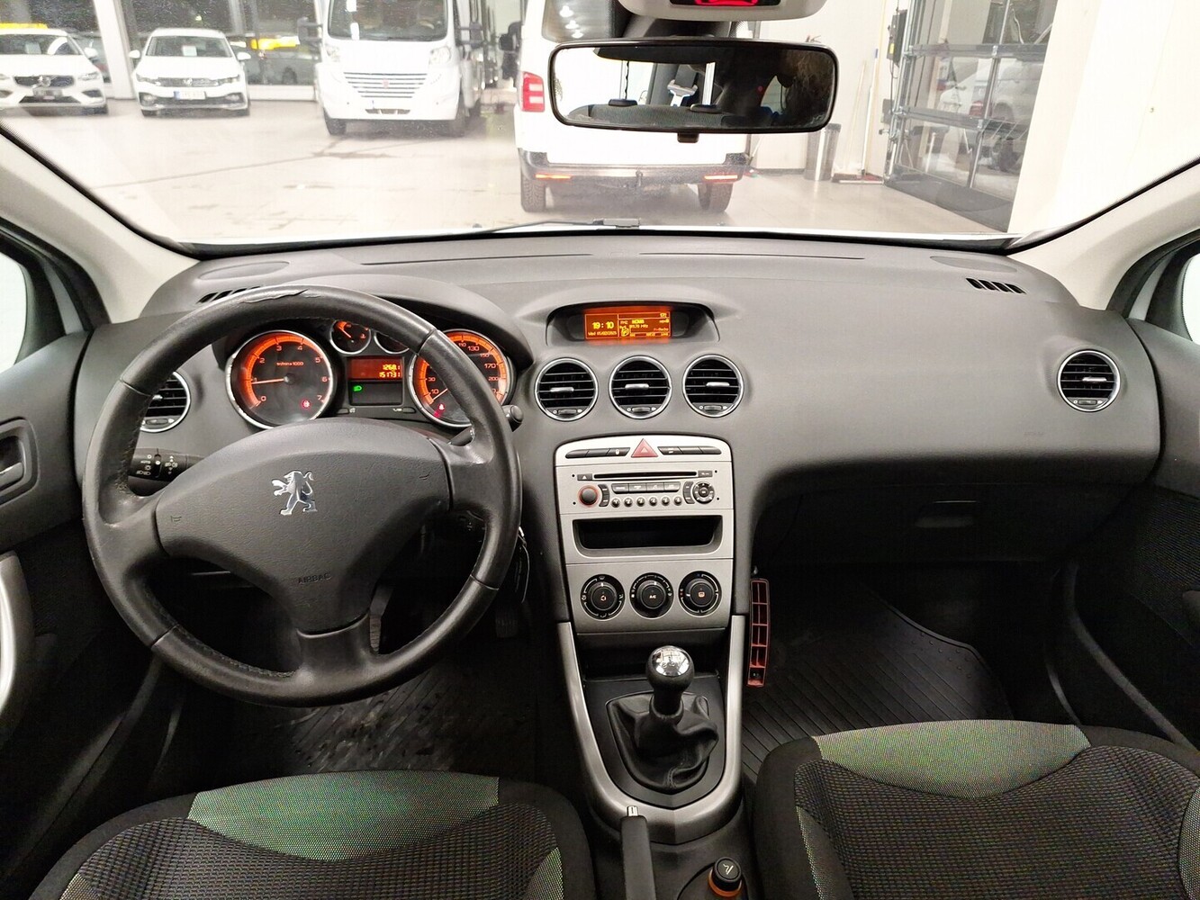 Peugeot 308 vaihtoauto