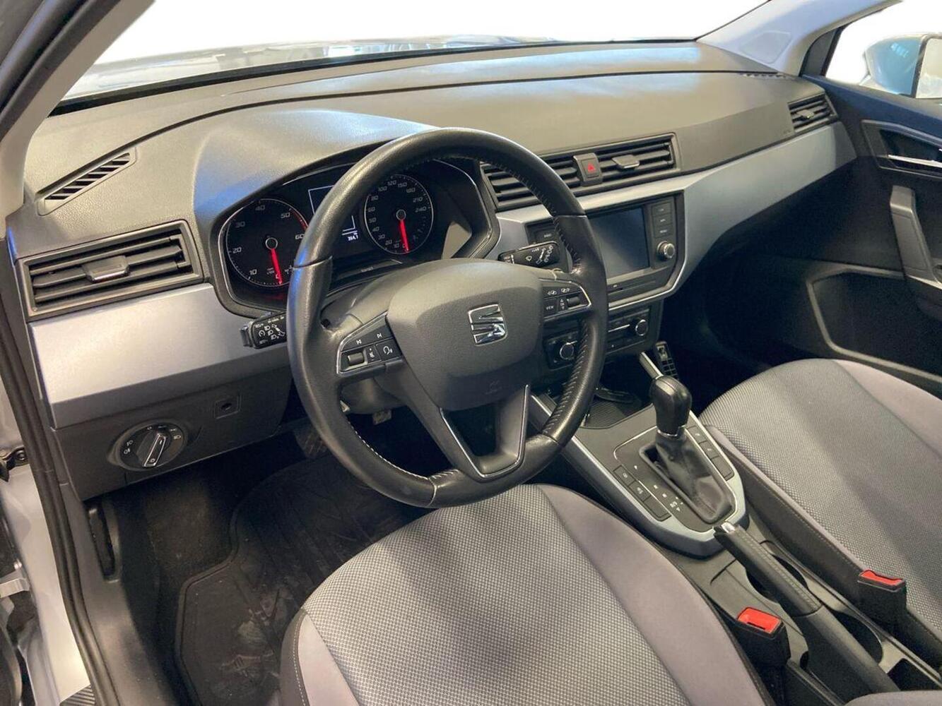 SEAT Arona vaihtoauto