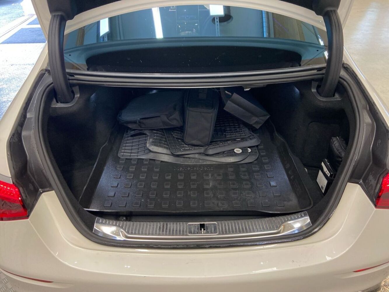 Mercedes-Benz S vaihtoauto