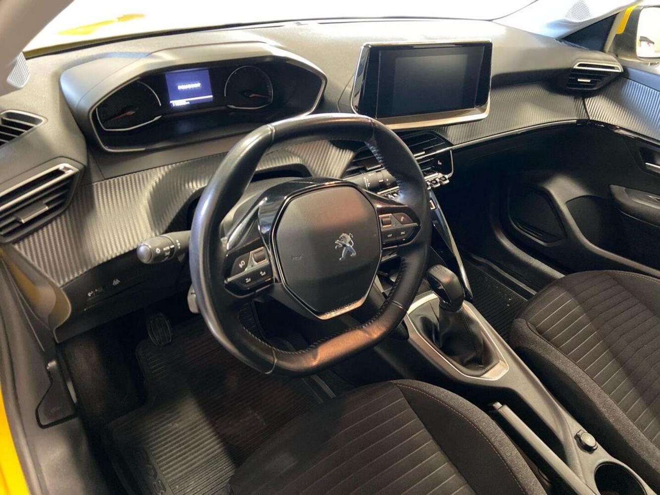 Peugeot 208 vaihtoauto