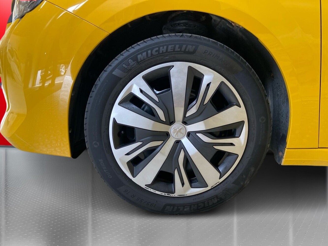 Peugeot 208 vaihtoauto