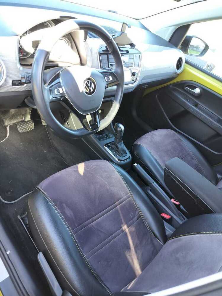 Volkswagen up! vaihtoauto
