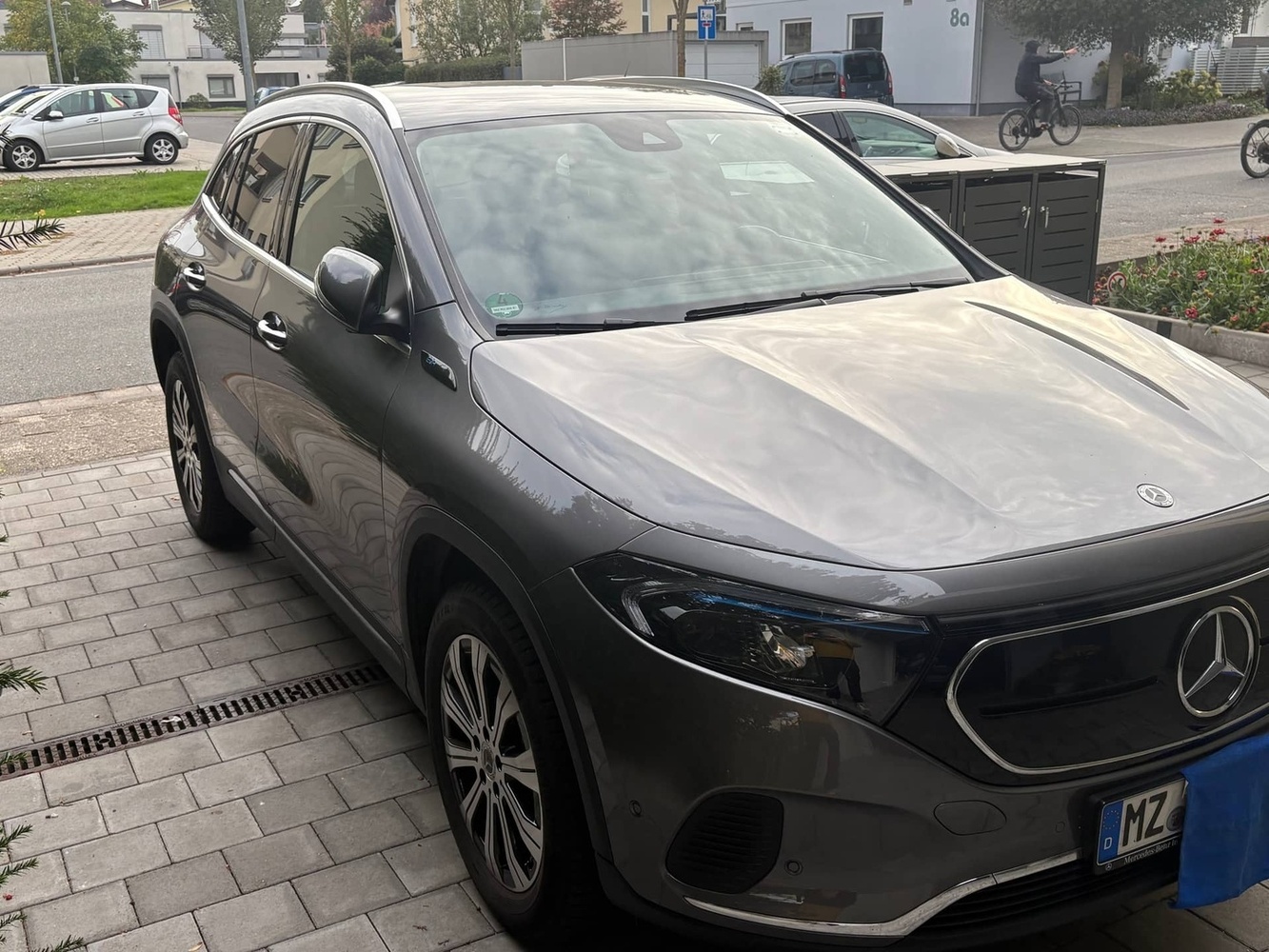 Mercedes-Benz EQA vaihtoauto