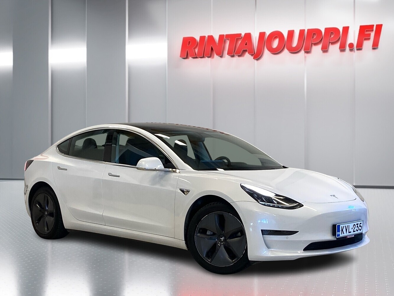 Tesla Model 3 vaihtoauto